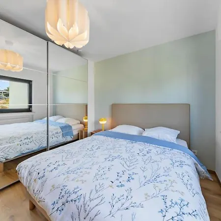 Villa66 Private Bedroom 4 - Shared Kitchen * 里瓦日