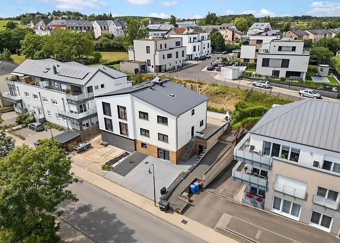 Villa66 Private Bedroom 4 - Shared Kitchen *
