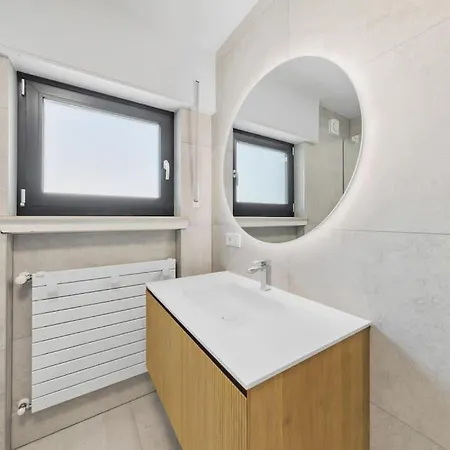 Apartment Villa66 Private Bedroom 4 - Shared Kitchen