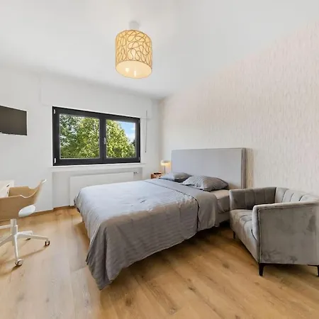 Villa66 Private Bedroom 4 - Shared Kitchen * Livange